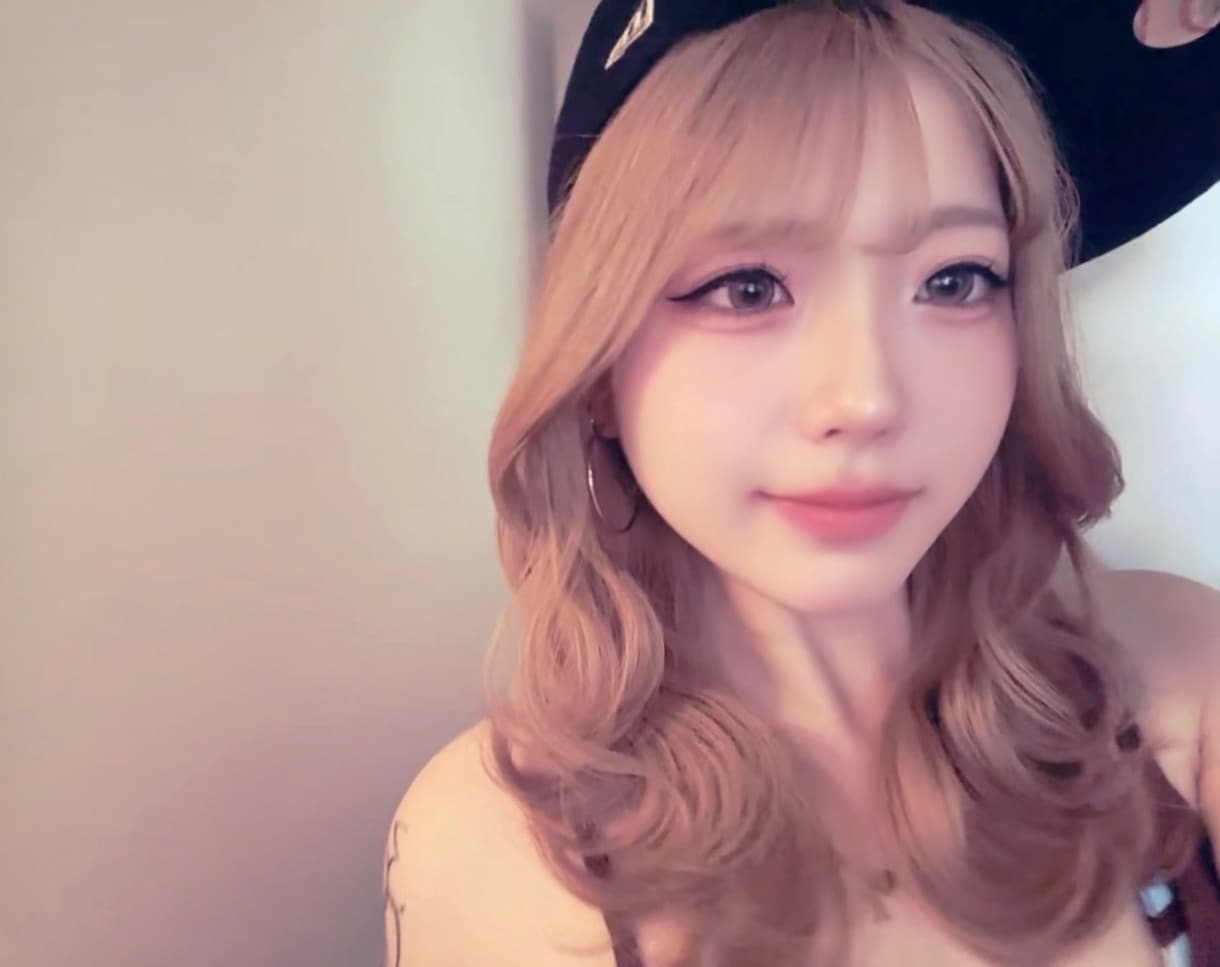 10〜20代女性とeスポーツができます 寂しい時。朝も夜も。どんな会話も イメージ2