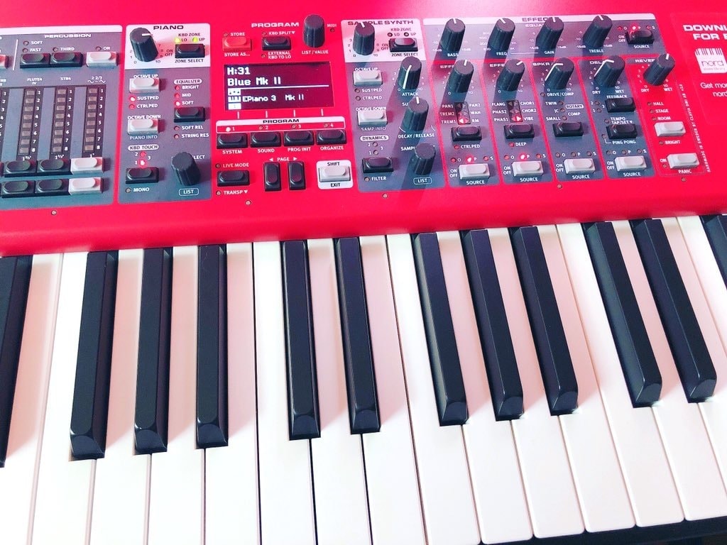 音大卒/忠実な耳コピ（アレンジ）で楽譜を制作します 楽器演奏、弾き語り（コードアレンジ）したい方に最適！ イメージ3