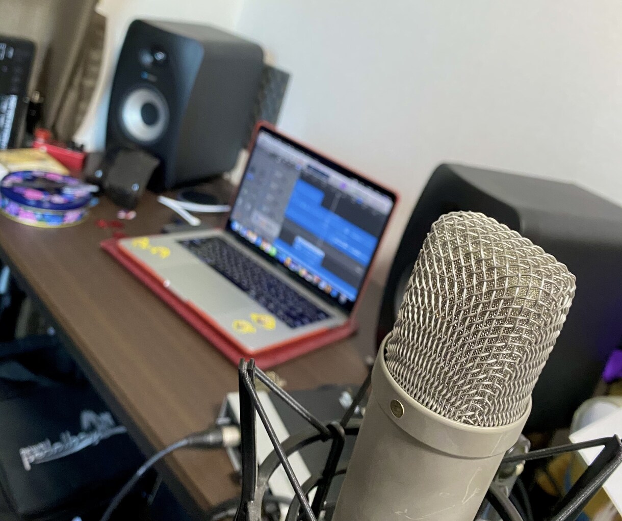 音楽に関わる作業を担当します 芸術大学で音楽を専攻しています。メイン楽器はギターです。 イメージ5