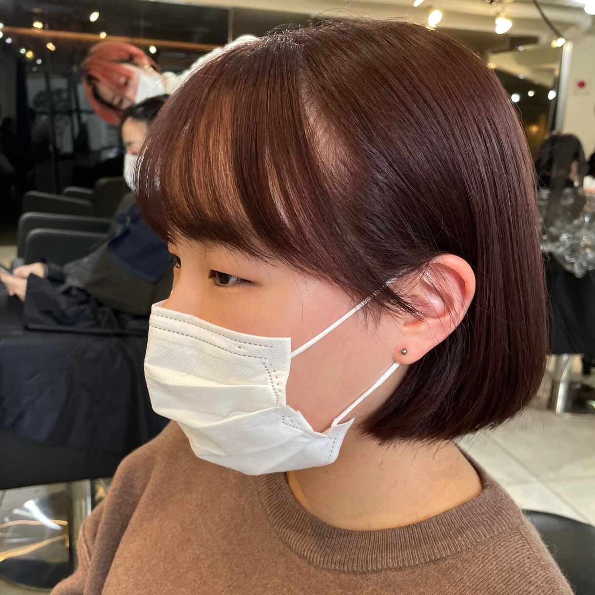 失敗しない！セルフ前髪カットの仕方を教えます 失敗しない！セルフ前髪カット！韓国風、長めバング、厚め前髪… イメージ2