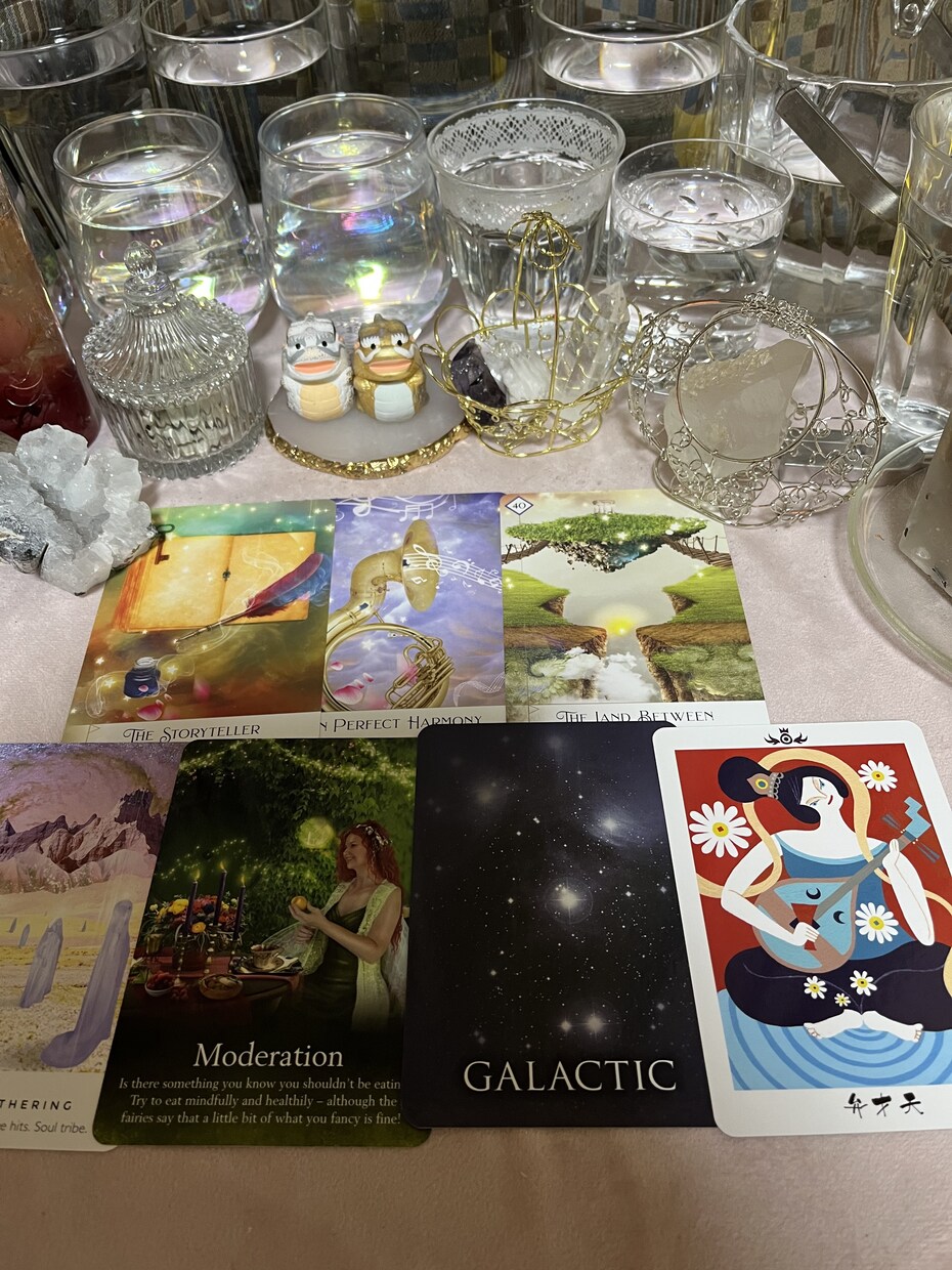 タロットカードオラクルカードで占いますます 数秘とカードから宇宙からの直感をあなたにお伝えします。 イメージ2