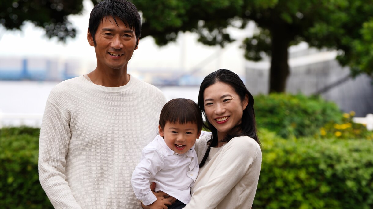 モニター価格（30分）家族写真を綺麗に撮影します お子様が小さいと家族そろっての写真って少ないですよね イメージ3