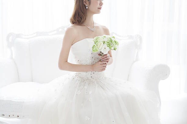 結婚式の衣装選びの悩みをプロがご相談にのります 元プロコスチュームアドバイザー・現プレ花嫁が直接サポート イメージ2