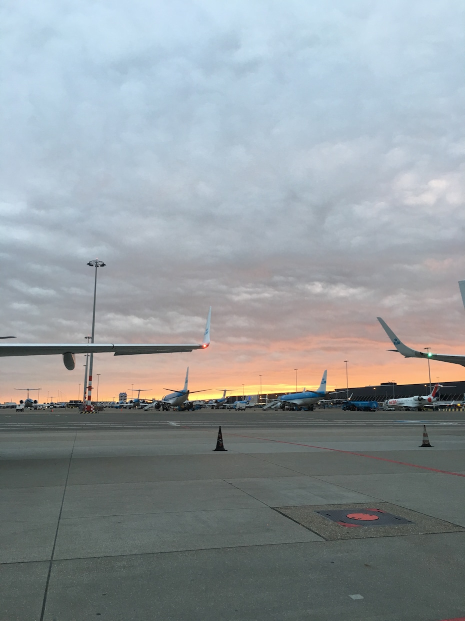 外資系航空会社のCA面接を受ける方へ役立つ英語フレーズをお教えします。 イメージ1