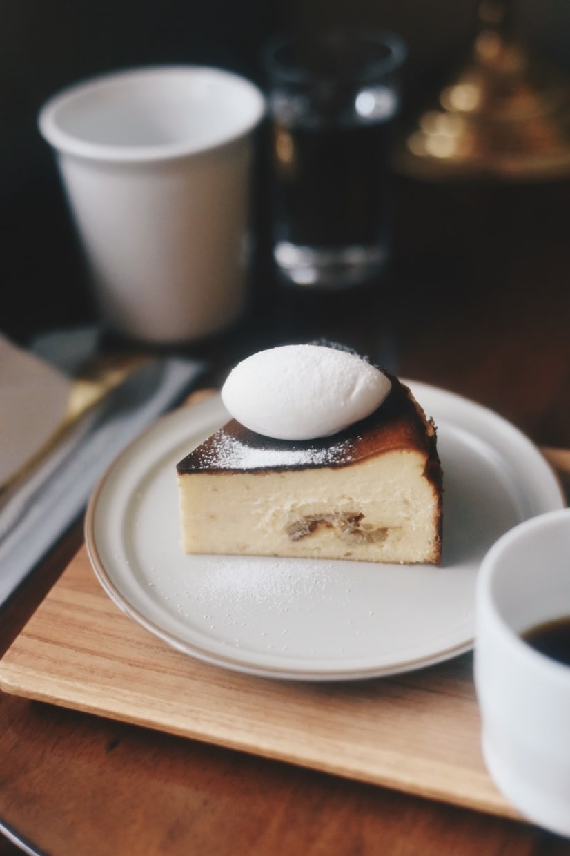 カフェや店舗の雰囲気が伝わる写真を撮影します コーヒー店で働く撮影者が、お店の魅力を自然な写真に残します イメージ1