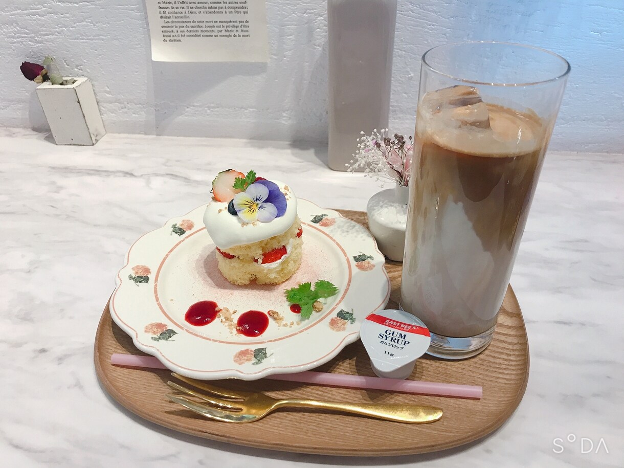 大阪のオシャレなカフェなどの写真撮ります インスタグラムなどに使えるオシャレなお写真代わりに撮影 イメージ1