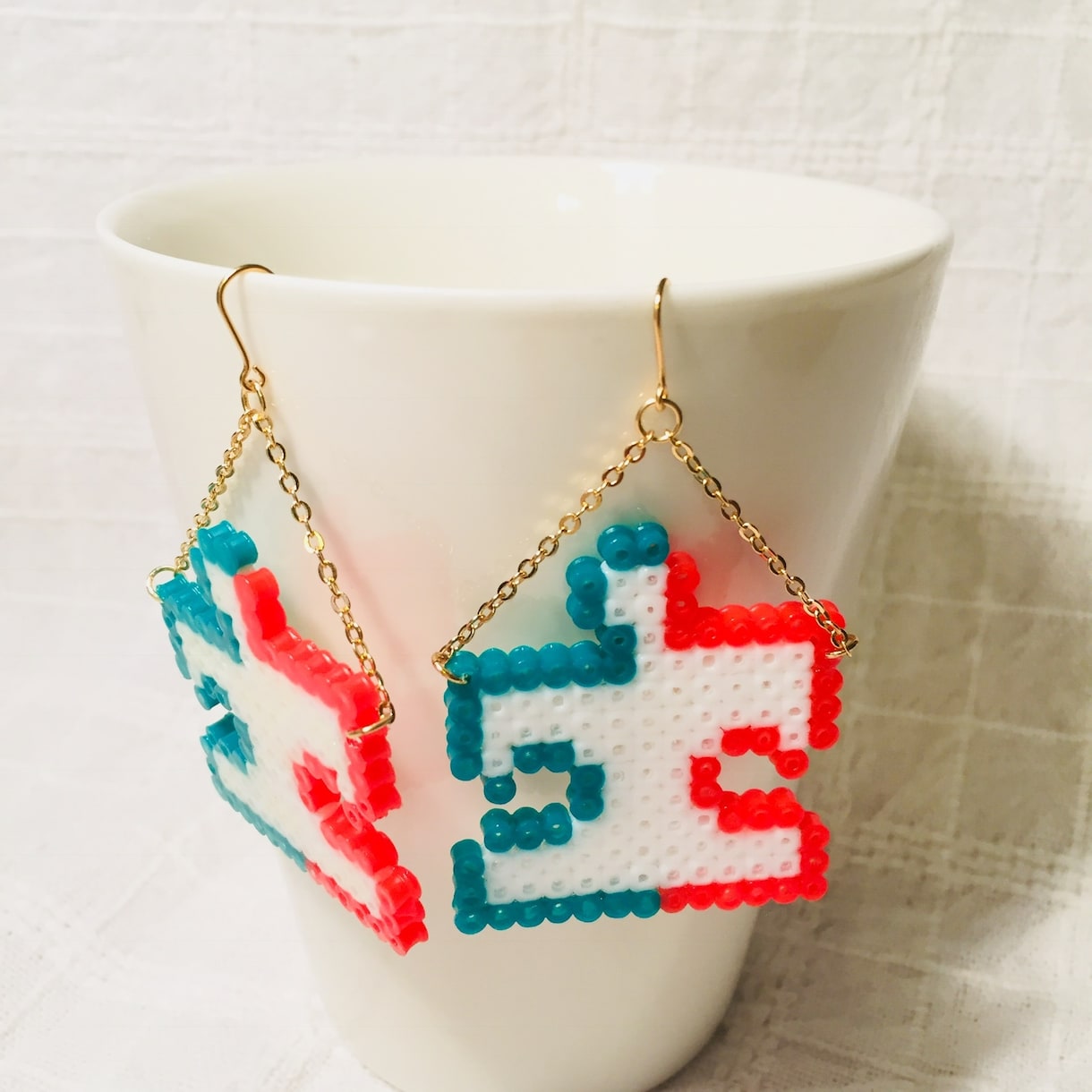 アイロンビーズのアクセサリーを販売します 小さなアイテムがあなたを笑顔にしてくれますように♡ イメージ7
