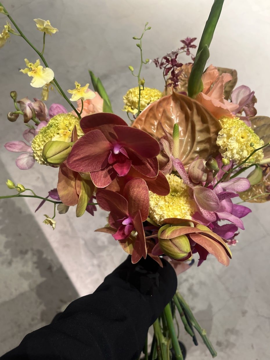結婚式の装花の悩み、プロがテキストで相談に乗ります 20年のプロ目線で、会場装花の選び方・予算の不安を解決 イメージ10