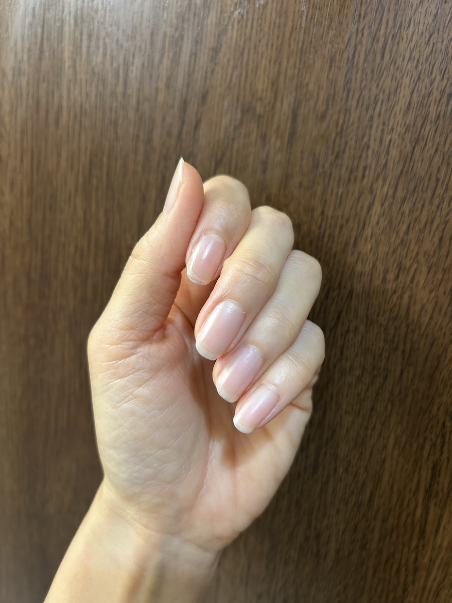 ハンドモデル、ネイルモデル承ります 指が長く、特に爪の形に自信あります イメージ1