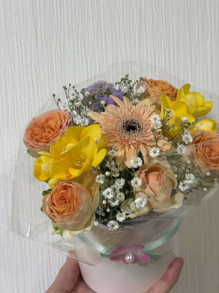 贈り物・インテリア用に作成します 生花・造花選択制。プレゼント・ご自宅用に。 イメージ1