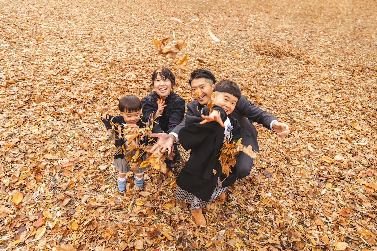七五三ロケ　自然体で温かい写真を残します 10年後も見返したくなる七五三写真。 イメージ7