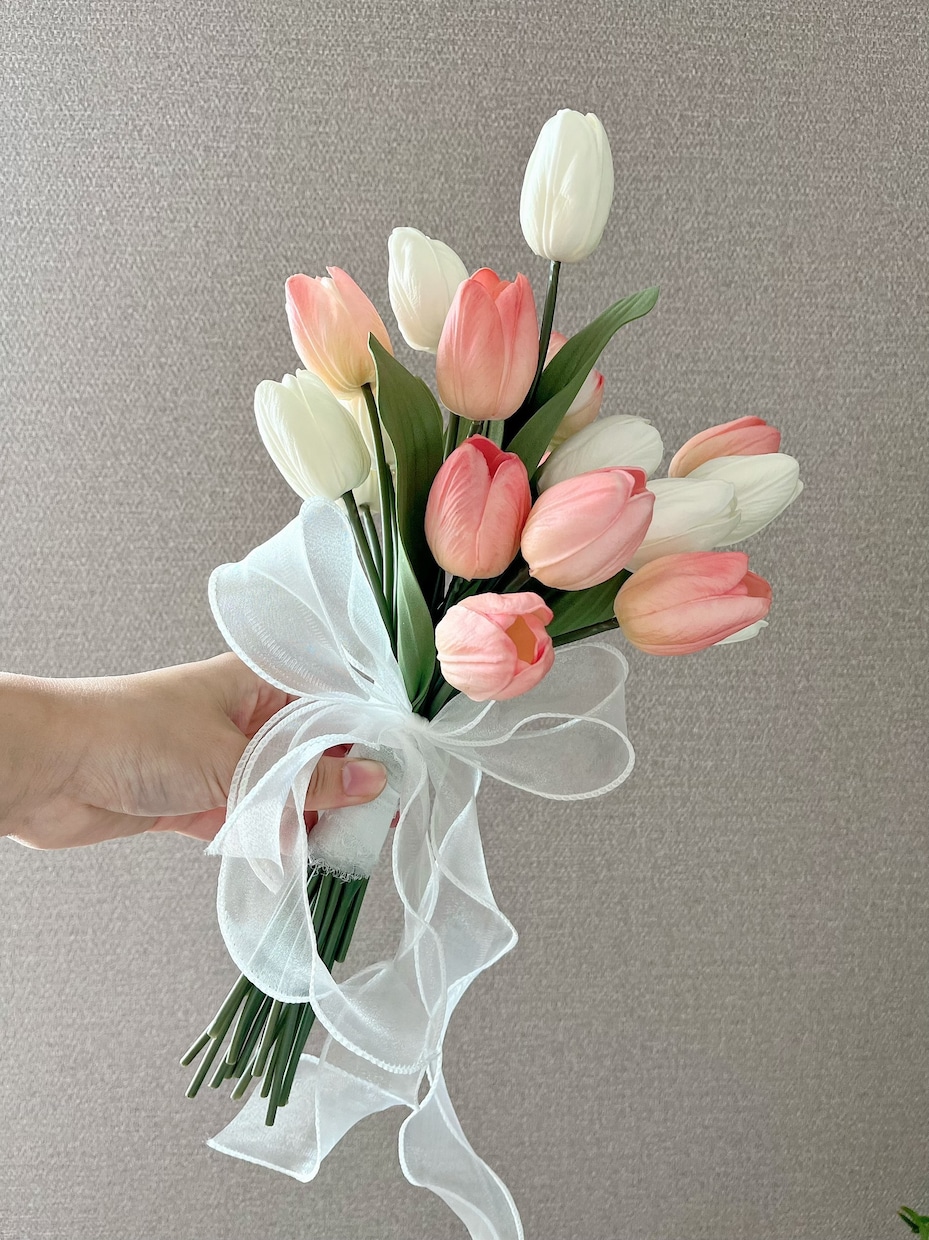 完全オーダーメイド！結婚式のブーケお作りします 現役フローリストがあなただけのブーケをお安くお作りします。 イメージ1