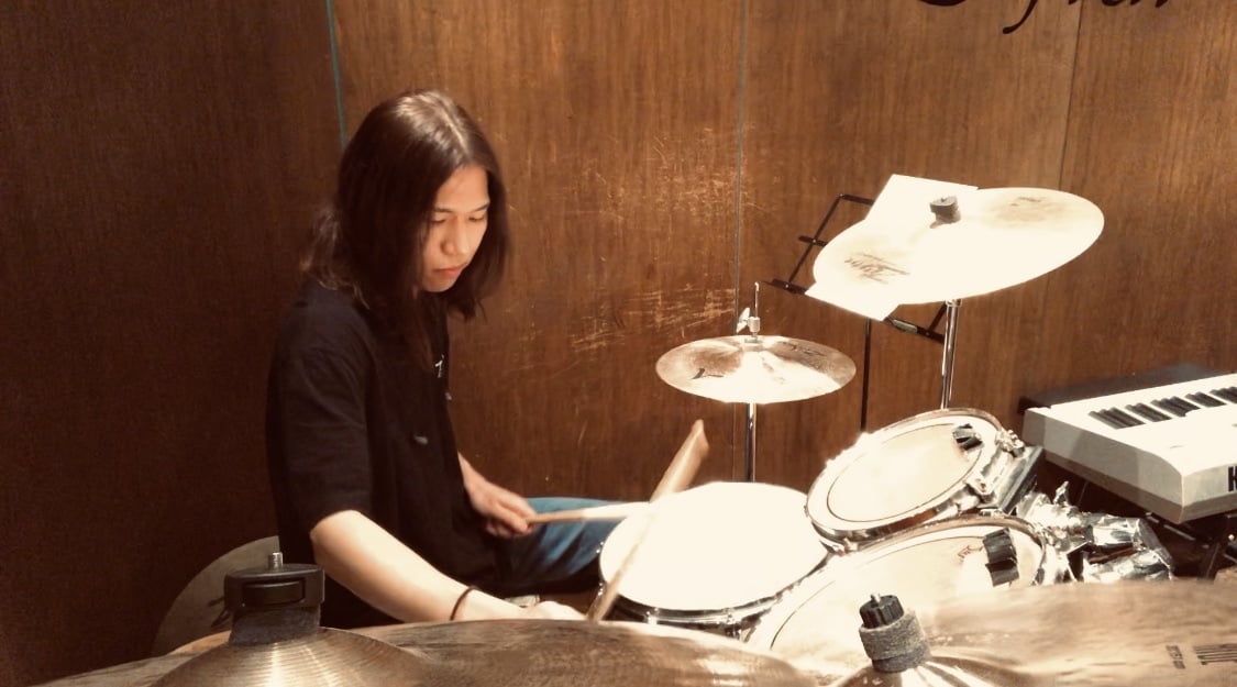 プロクオリティの宅録ドラム！オールジャンル承ります 生っぽい音作りからEDM多重録音系まで、譜面無しで対応可能！ イメージ2