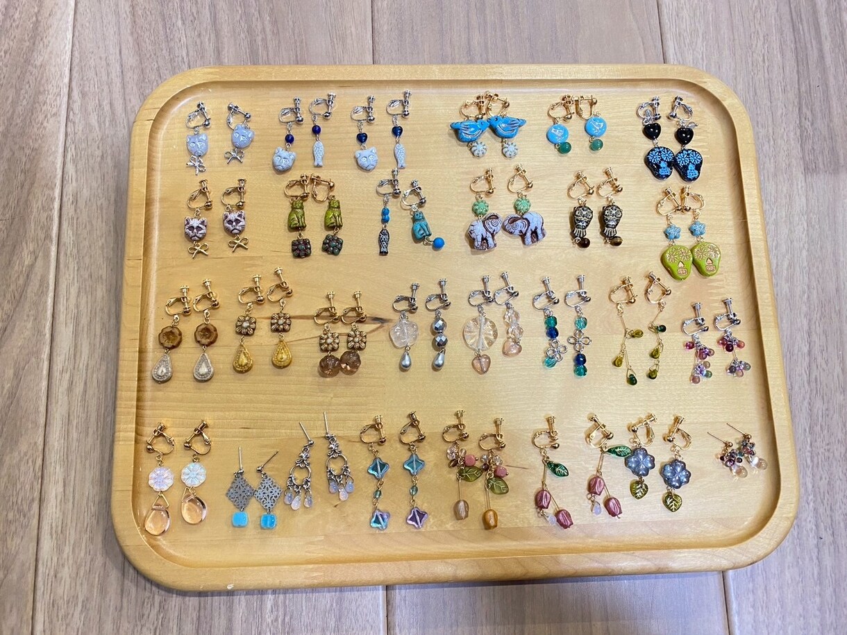 イヤリングやアクセサリーを作ります 今持ってる中で幅広いジャンルのアクセサリーを作ります イメージ3