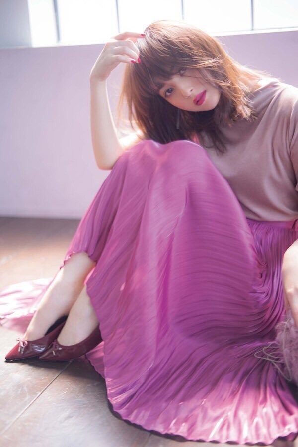 20代の女性向けの万人受けするメイクのコツ教えます どんな人からも好印象を与えるメイクを知りたい方へ！ イメージ1