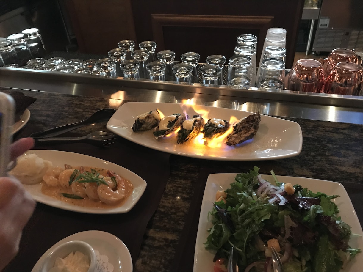 オススメご飯教えます！ハッピーアワーフル活用します 初めてのハワイ！どこのお店？どのメニュー？そんなあなたへ イメージ4