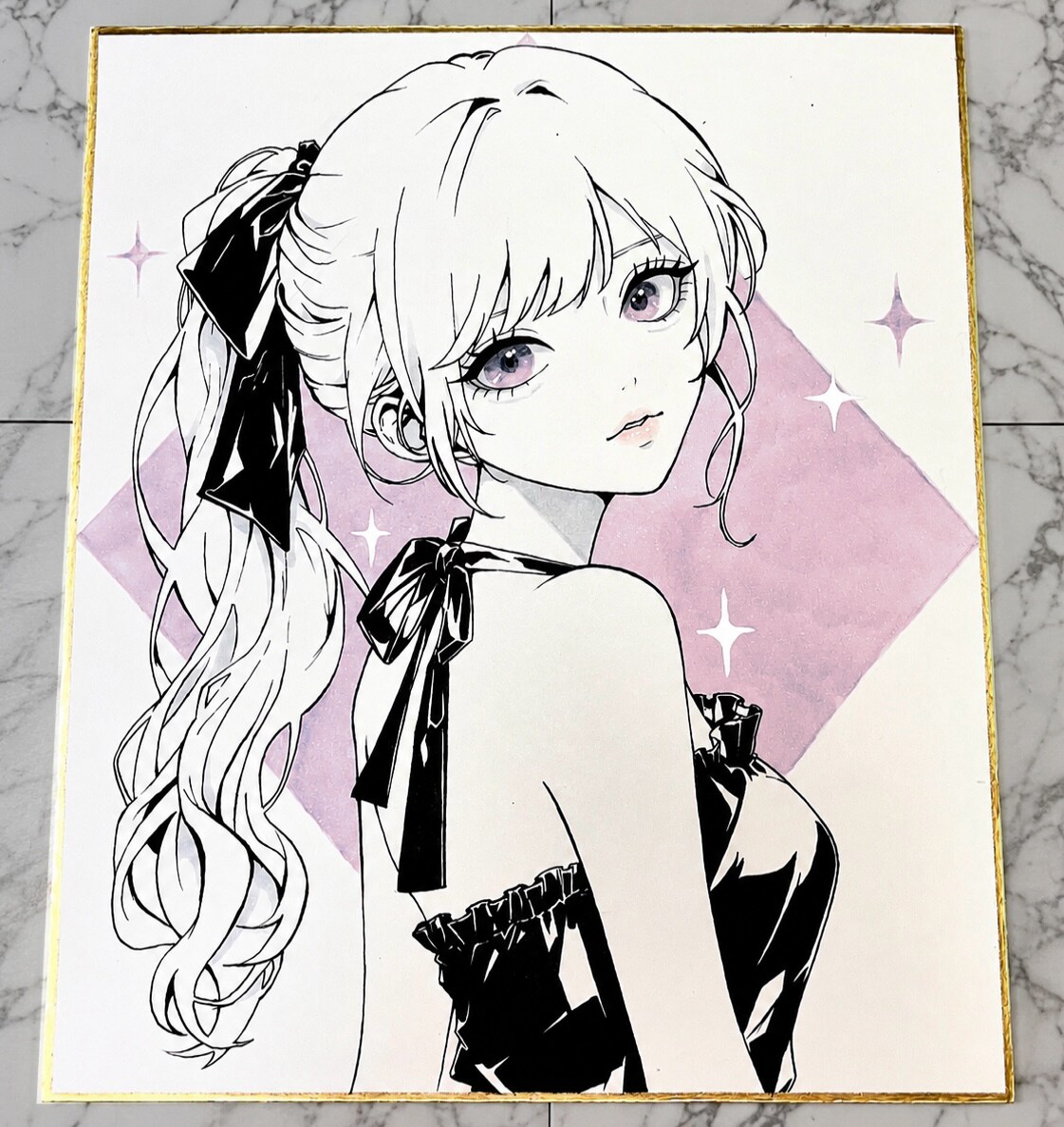色紙にアナログイラストを制作します 手元に残る幸福感をお届けします イメージ1
