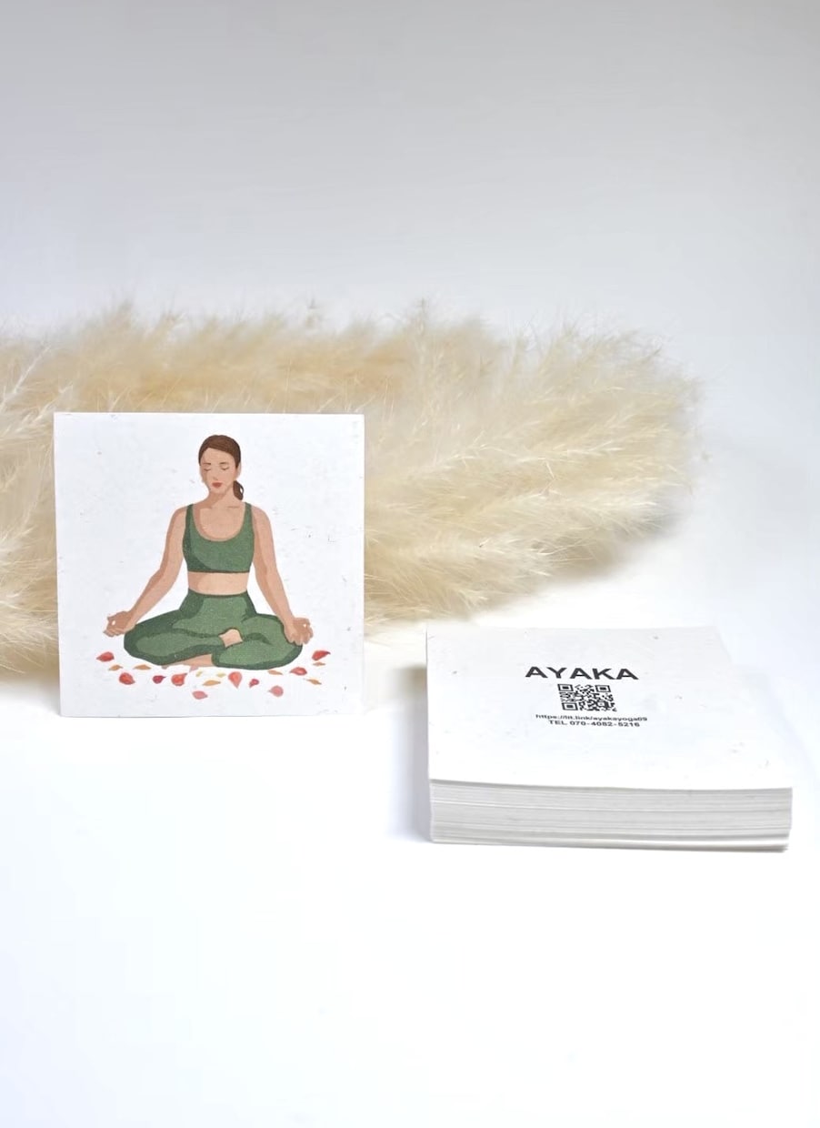 紙にこだわるイラスト名刺作ります 魅力を引き出す！ショップ、ライフスタイル系（データ納品） イメージ1