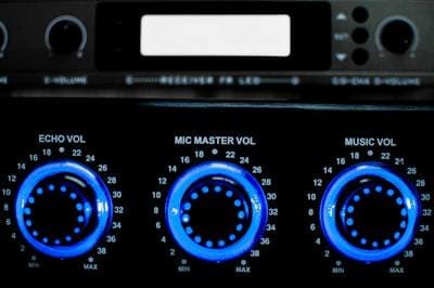 自己価値爆上がり‼️アファメーション音源作成します 歌詞の中にあなたの名前。カッコ可愛いテーマソングで波動爆上げ イメージ2