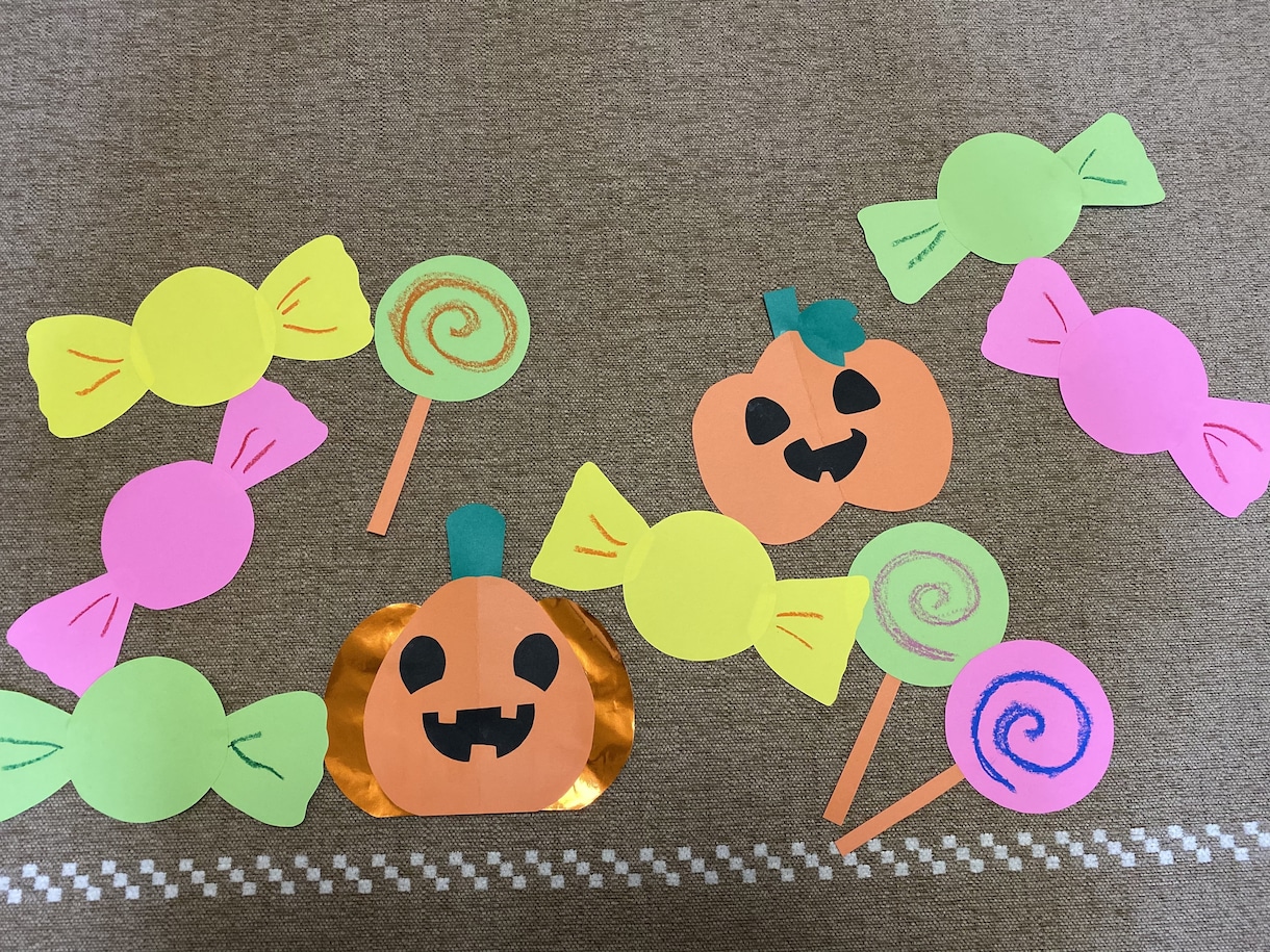 保育園、幼稚園の壁面代行します 元保育士です！製作・壁面飾り代行＆個人カード製作させて下さい イメージ2