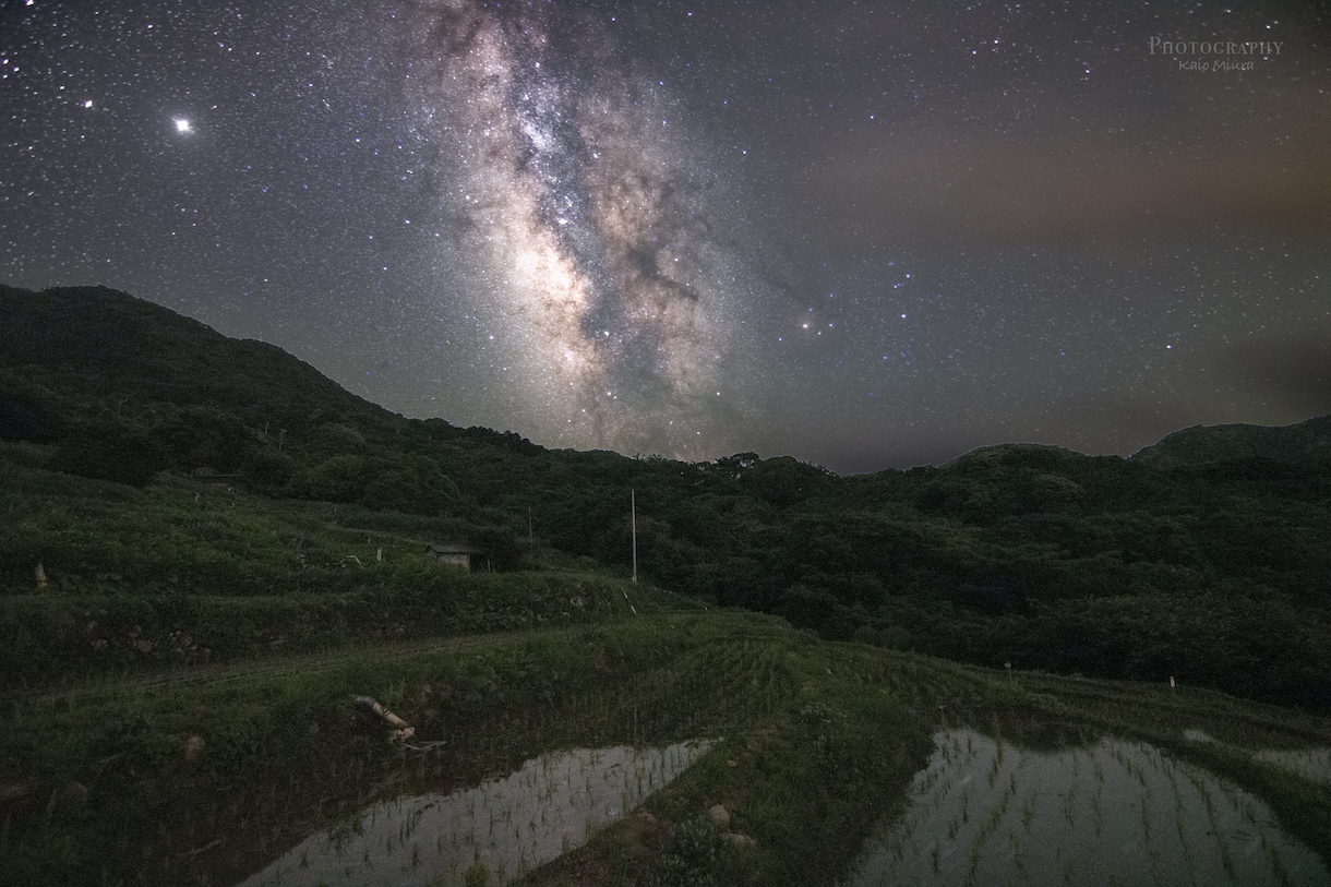 星空と風景を撮る『星景写真』をレクチャーします 日常では味わえない。ロマンチックな星空の下で。 イメージ1