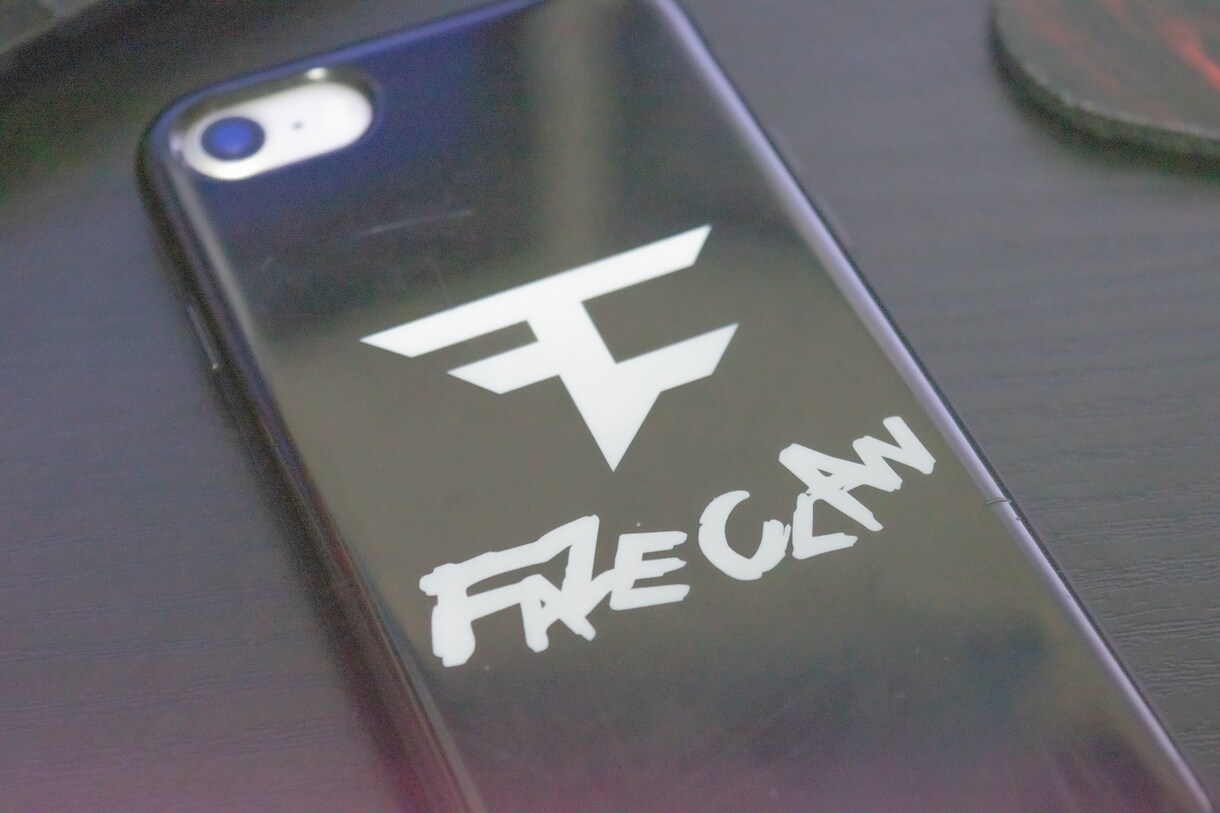 あなただけのオリジナルスマホケース制作します スマホケースをオリジナルで作ってみたい方、お手伝い致します！ イメージ4