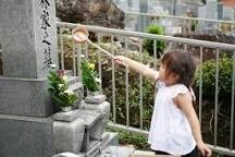 お墓詣り 掃除代行しています。ます 大切なお墓 遠方で気になっていても… イメージ2