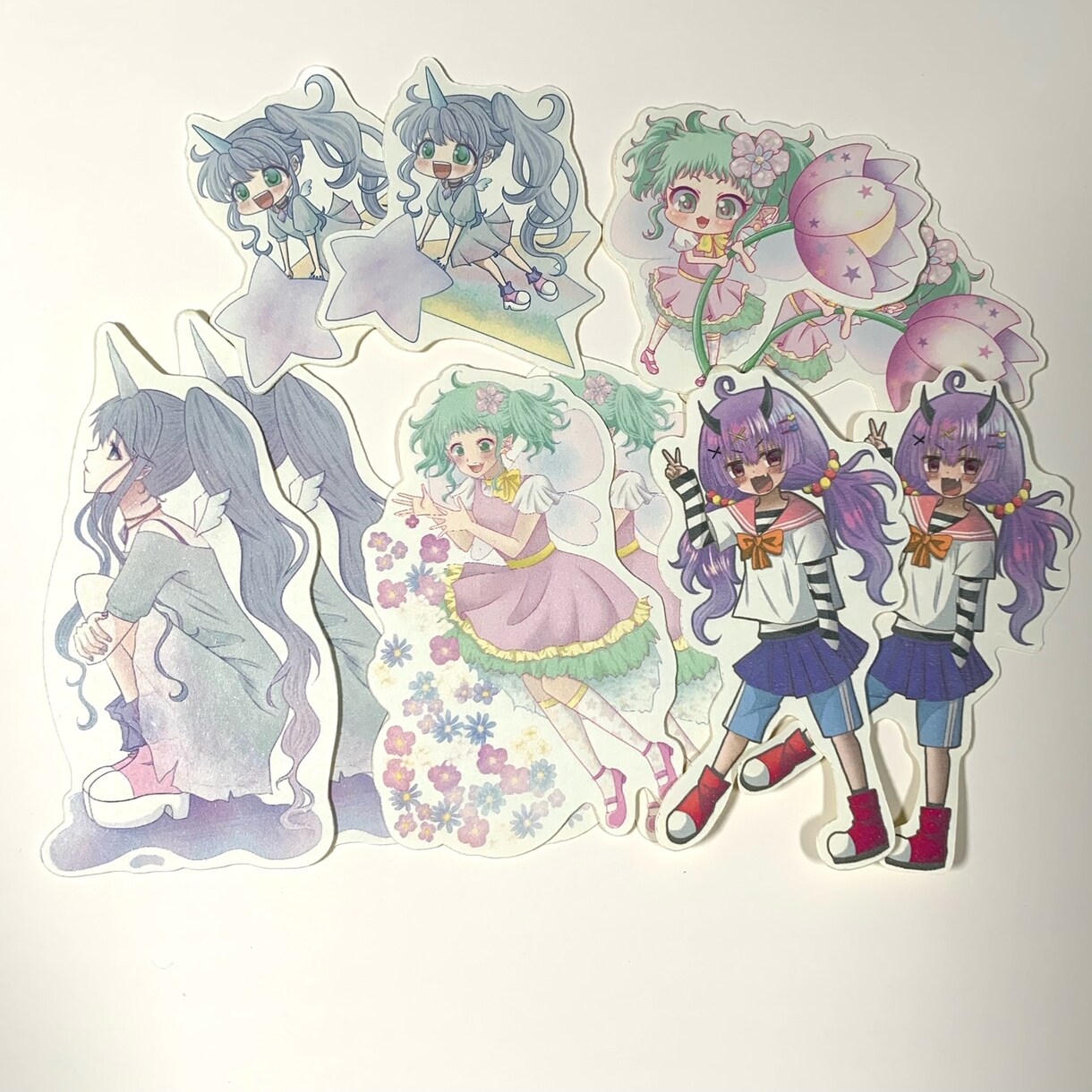 ご希望のイラストをお描きしステッカー作成致します オリジナルイラストをお描きしカッティングマシンでカットします イメージ3