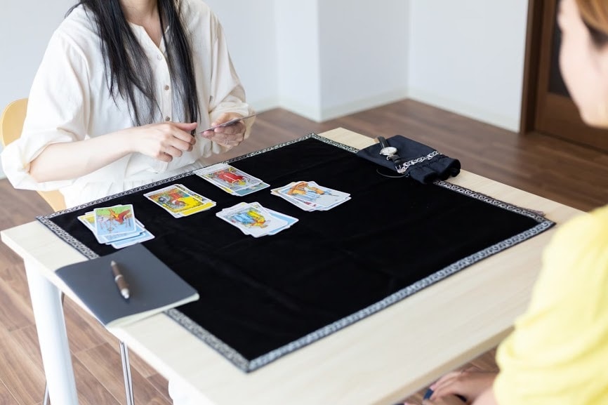 私のことどう思ってる？彼の本音・気持ちを教えます 24H以内に鑑定　霊感タロット　展開カード画像送付します イメージ3