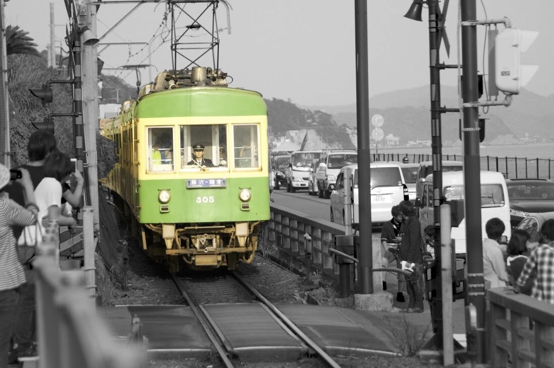 タイムスリップした様な写真に仕上げます 自分以外はモノクロの写真に！！ イメージ3