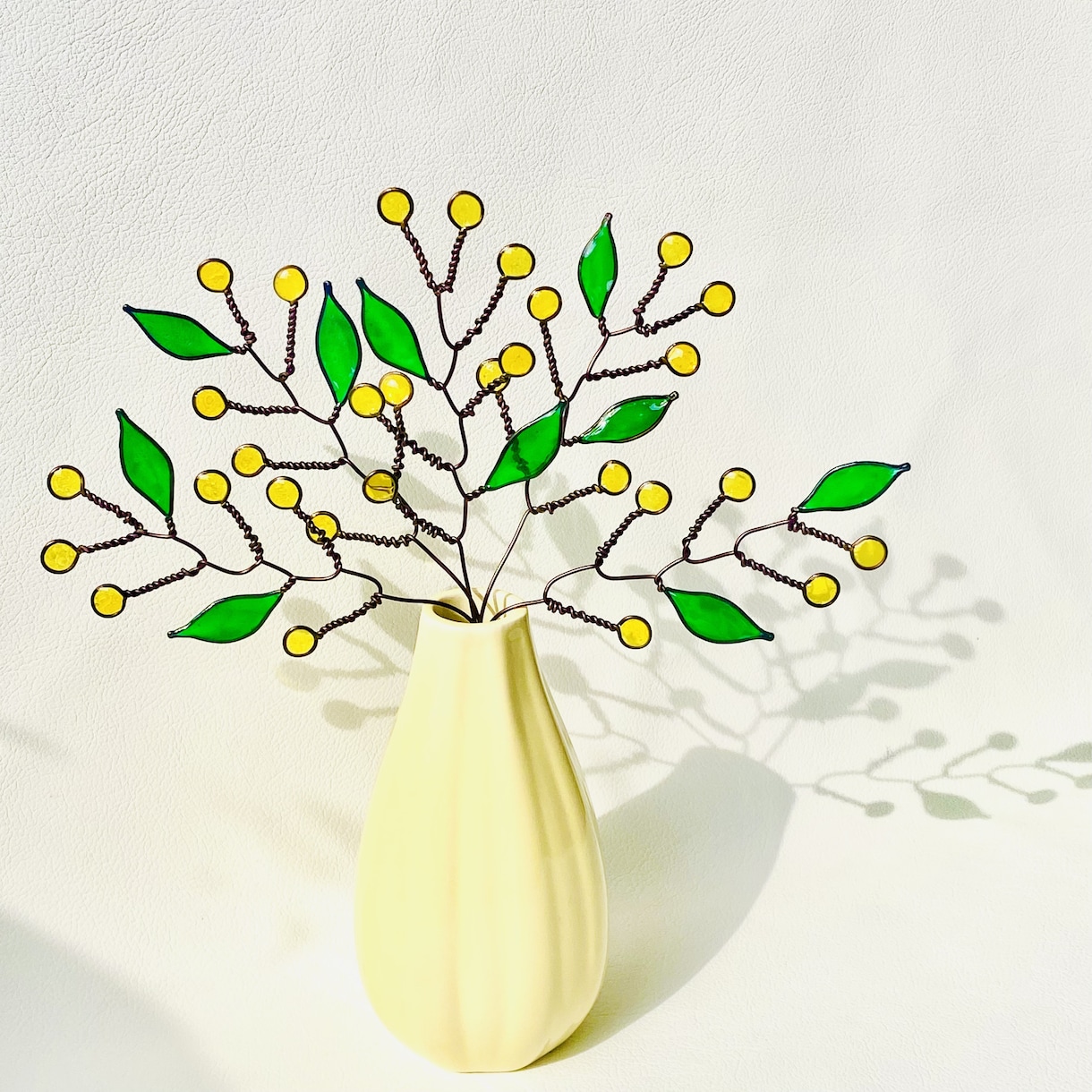お部屋を華やかに！ワイヤーフラワーを作ります 透明感あふれる繊細なアレンジフラワーを制作します イメージ6