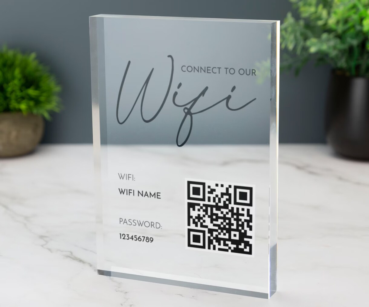 店舗Wifi QRコードのアクリルスタンド作ります QRコードで簡単接続！アクリルスタンドでスタイリッシュに設置 イメージ1