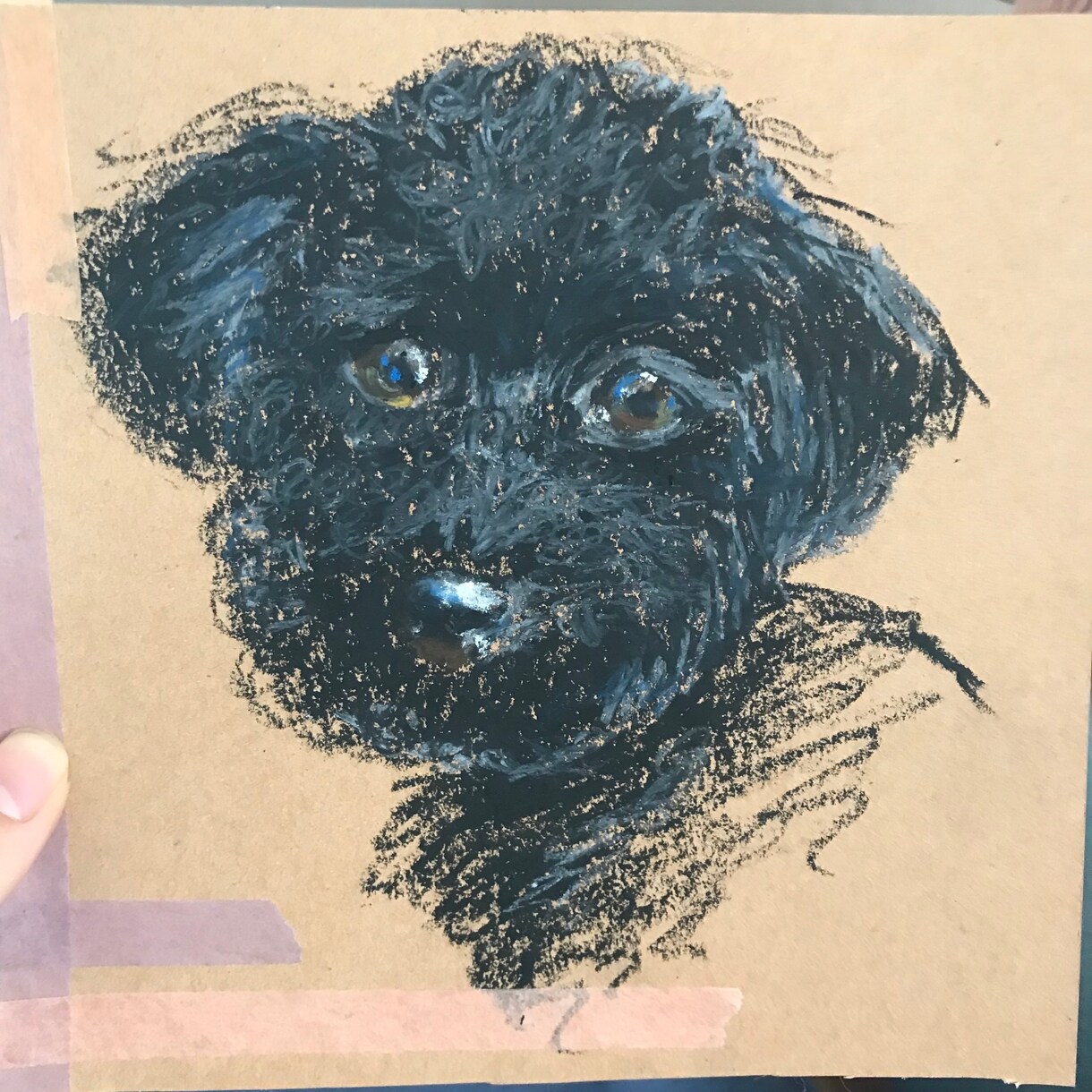 ペットのイラストをクレヨンで描きます お気に入りのペットの写真をクレヨンで優しく可愛く描きます イメージ3