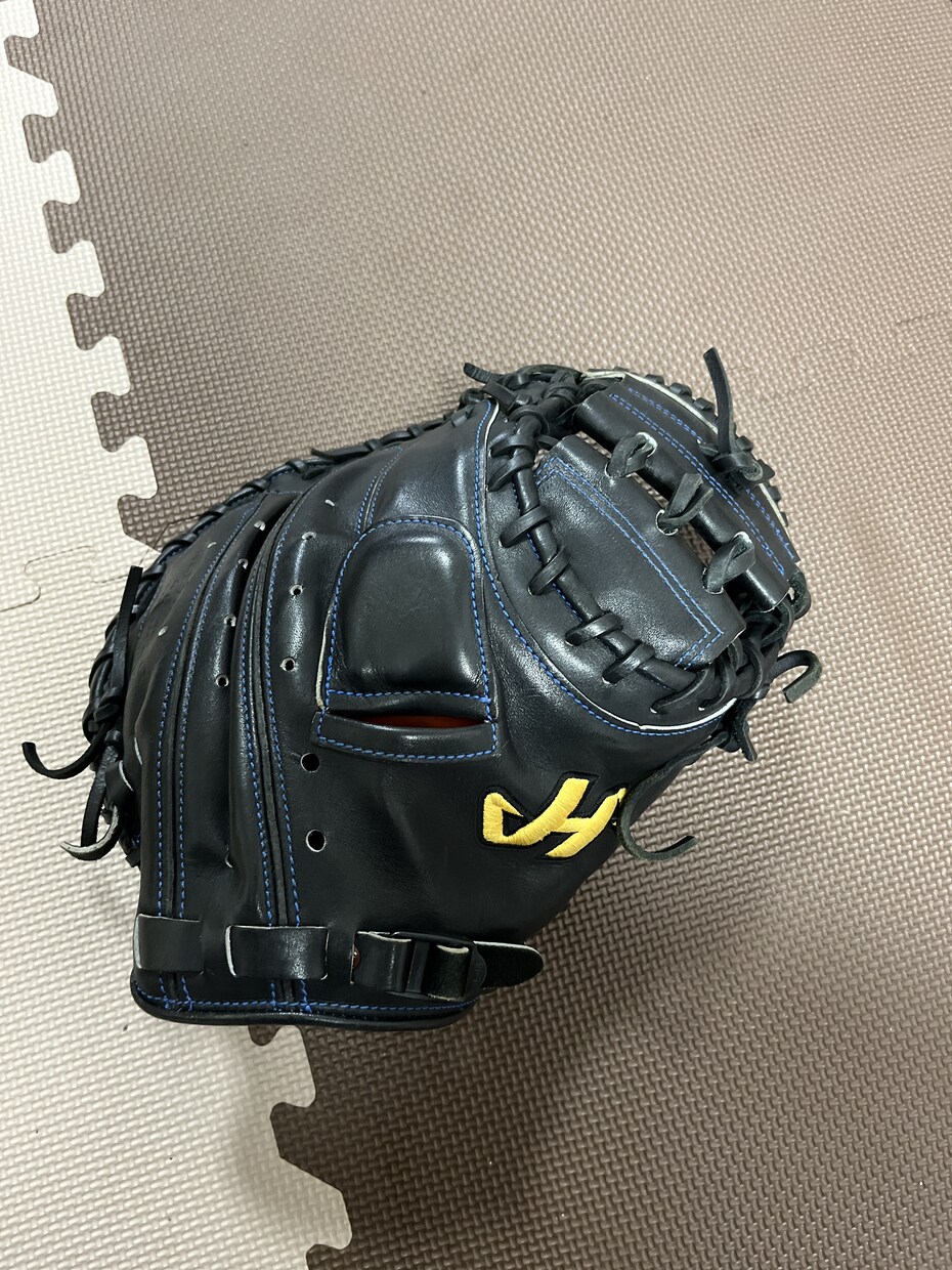 グローブ、キャッチャーミットの型付けを行います 野球歴16年の型付けします。少年用から硬式用まで イメージ1