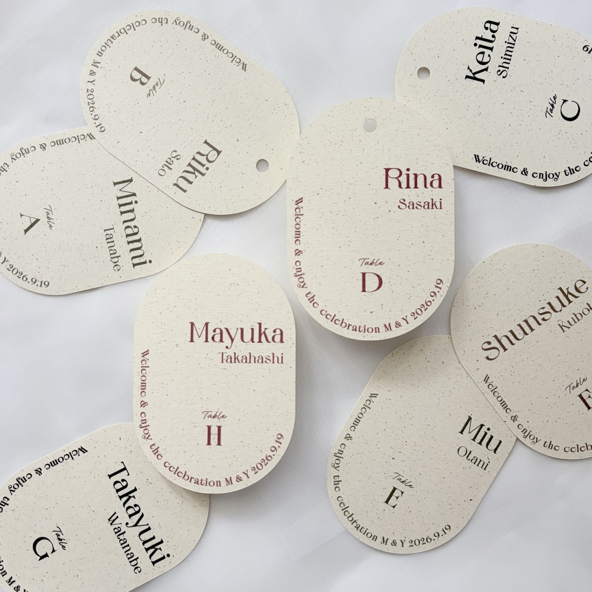 Wedding｜オーバル形エスコートカード作ります 紙媒体に強い、現役デザイナーがつくるエスコートカード イメージ2