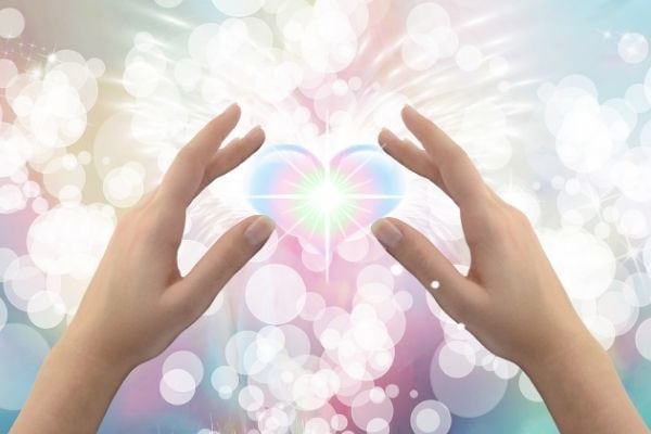 女性限定5分でもOK ！寄り添いながら傾聴します ただ聞いてほしいだけ。眠る前に誰かと話したい。自由に何でも！ イメージ2
