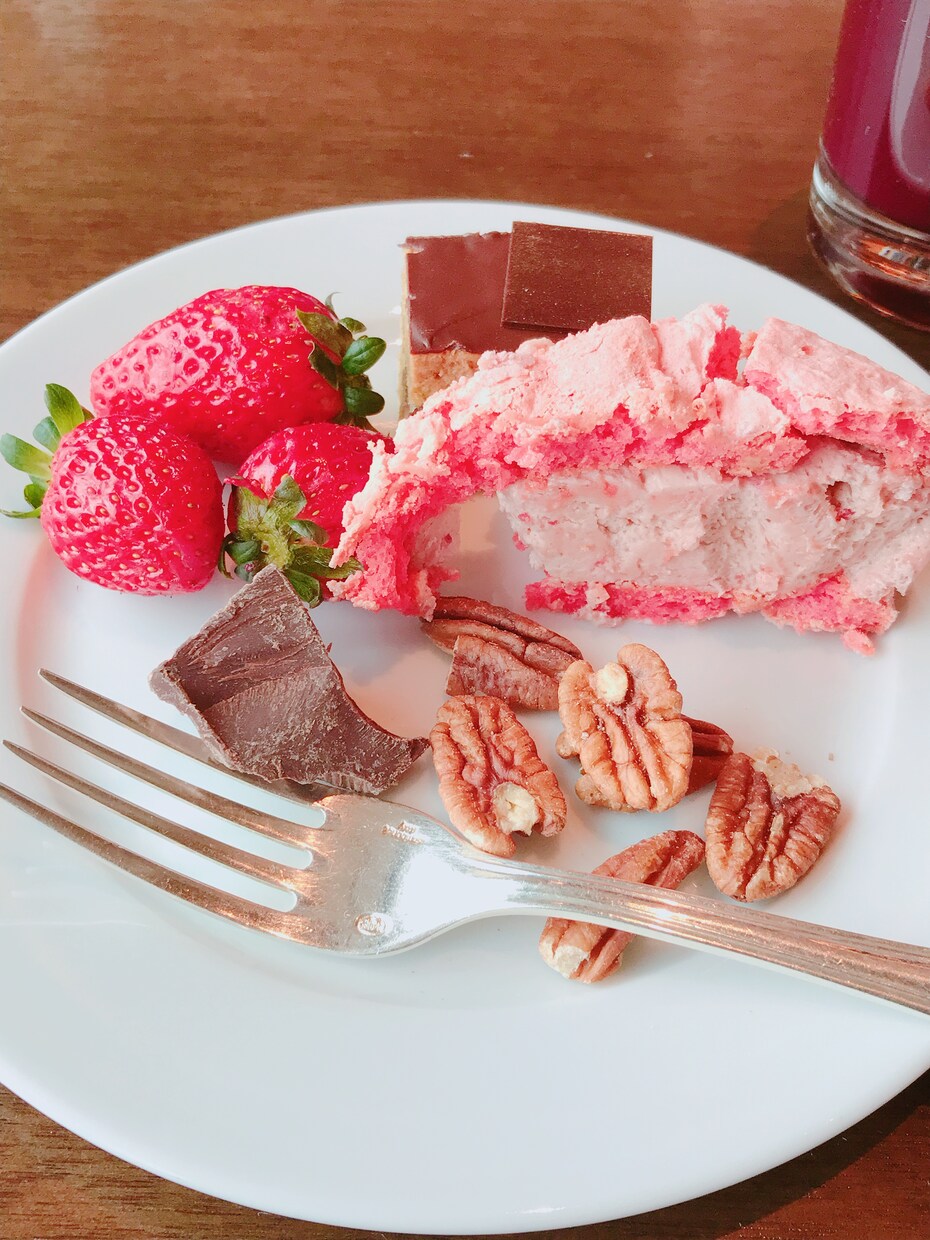 ツヤ肌になれる♡オススメのパックをお伝えします 肌を綺麗にしたいと考えている女性向け イメージ1