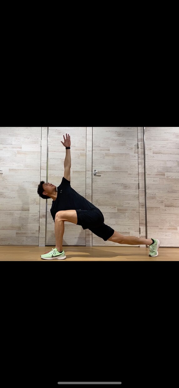 ご自宅で行えるトレーニングご紹介します 自粛でジムに行けなくてもトレーニングは出来ます イメージ1