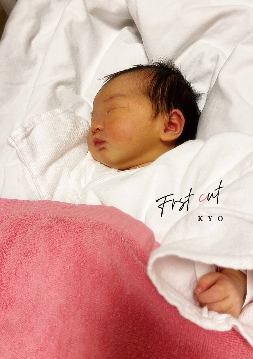 お子様の写真で☆ファーストカット台紙お作りします 初めての髪の毛を赤ちゃんの写真に イメージ3