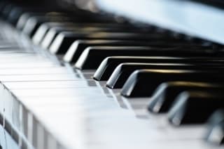 演奏したい曲のピアノ伴奏音源を作ります 〜演奏したい曲をご自身のキーで！贅沢なピアノ伴奏体験〜 イメージ1