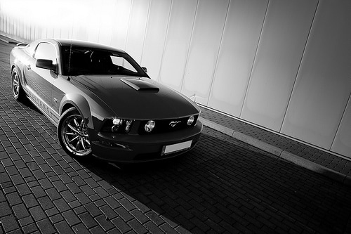 画像や映像から車の車種を特定します （この車がどこの車種か知りたい。白黒写真でも形状から判断。） イメージ1