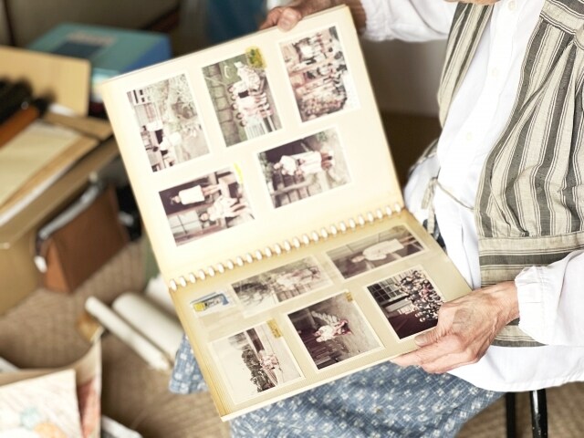 かさばる古いアルバムや写真をスリムにまとめます データではない大量の現物写真を整理したい方必見！ イメージ1