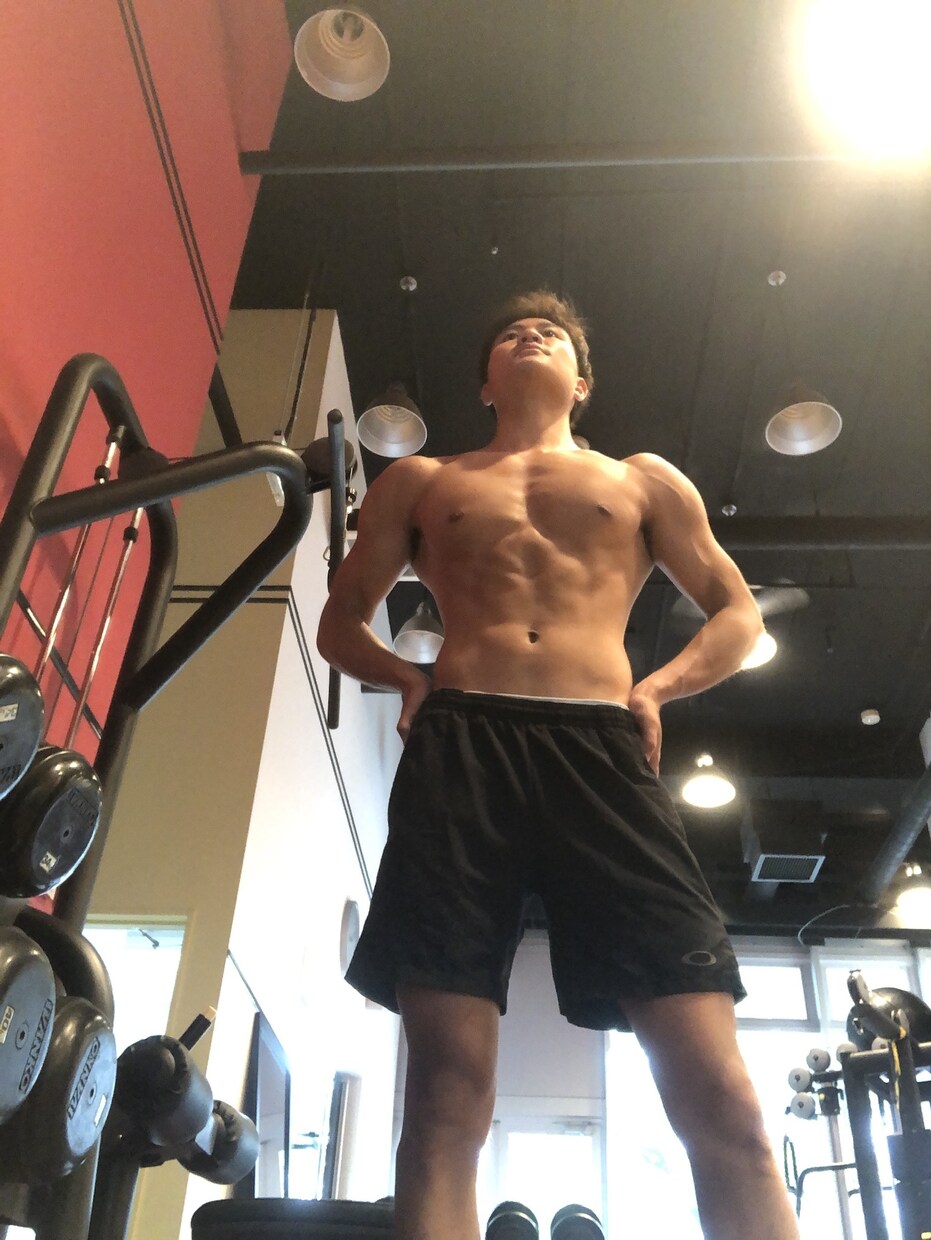ご自宅で行えるトレーニングご紹介します 自粛でジムに行けなくてもトレーニングは出来ます イメージ3