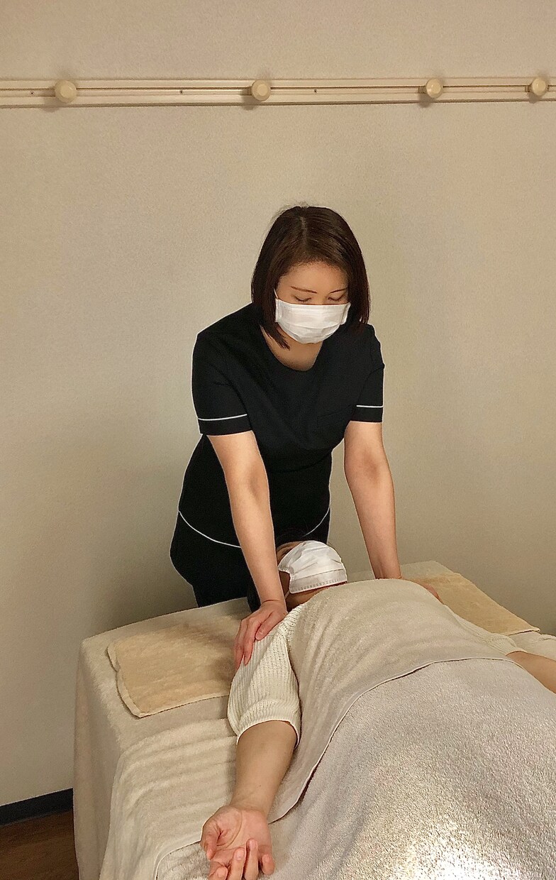 初心者向けのカラオケで上手に歌うコツを教えます 一緒に練習して好きな歌を心地よく歌えるようになりましょう！ イメージ2