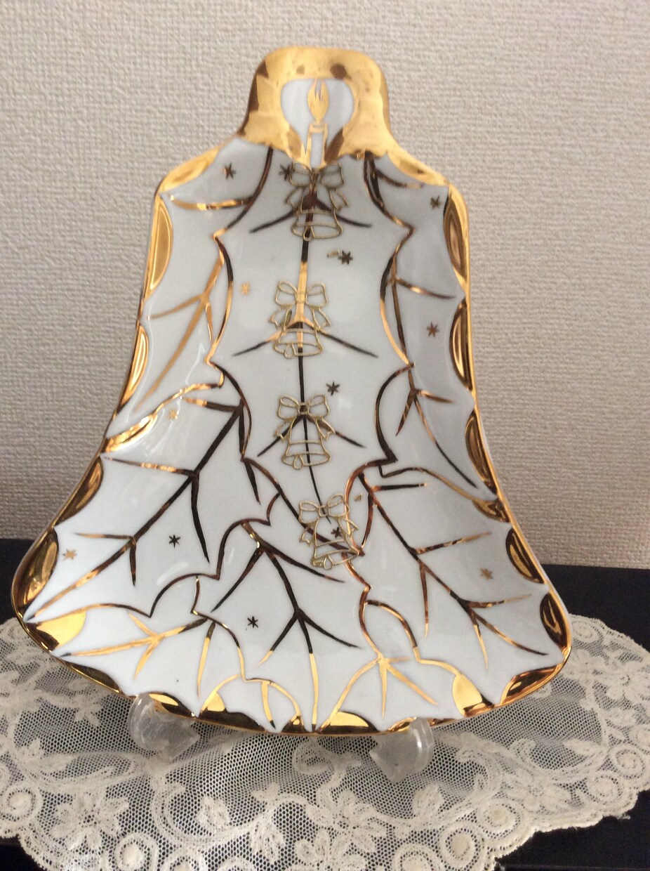もうすぐクリスマスすがやってきます どこかの教会の鐘の音が聞こえてきそうです イメージ1