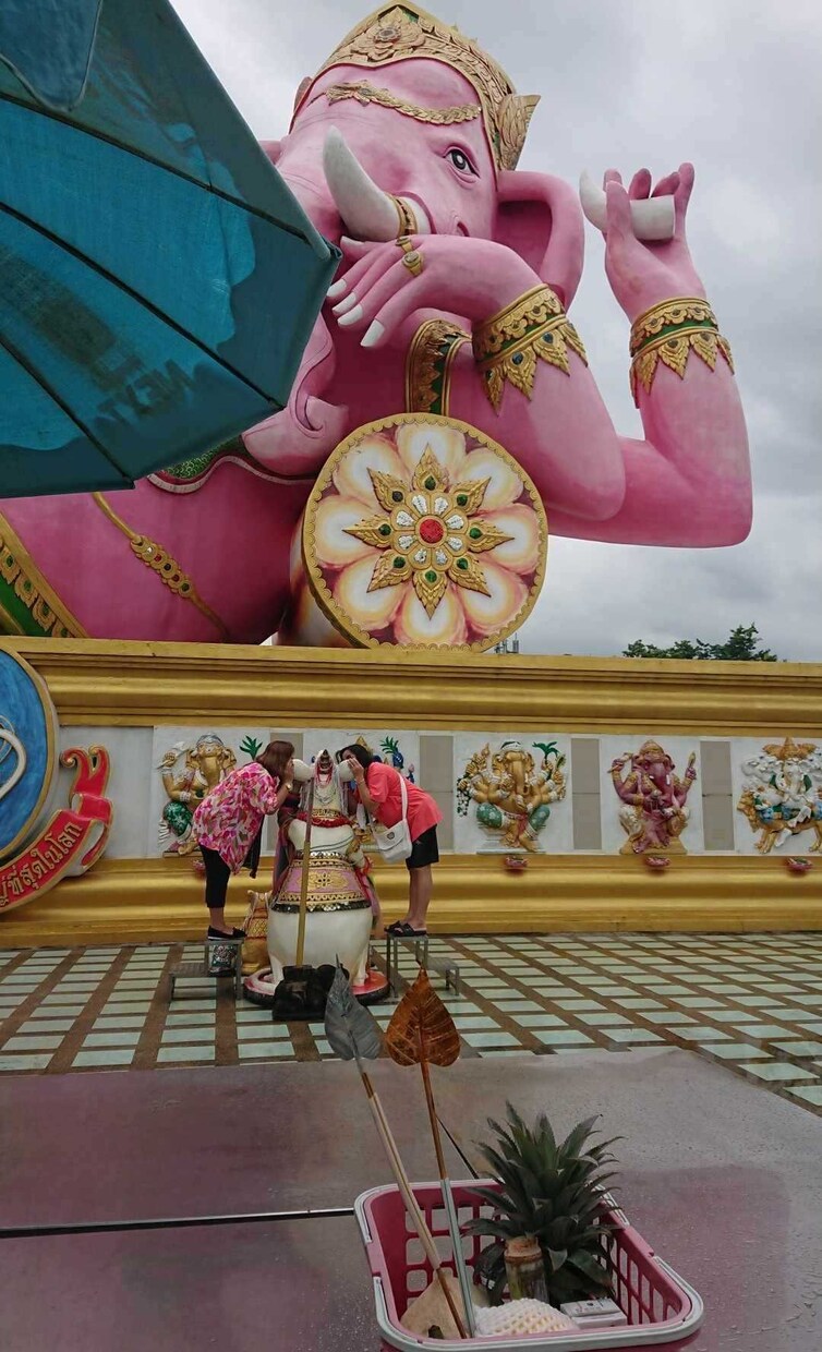 タイ最強開運の巨大ピンクガネーシャへ参拝します 結婚、金運、健康、何でも！ピンクガネーシャへ真剣祈願代行 イメージ3