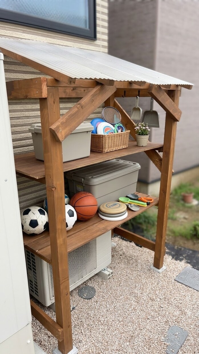 ご希望サイズのDIY小屋図面を作成します 室外機上の空間を屋根付き収納に活用できます イメージ2