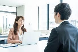 面接合格率90％以上の元慶應生がサポートします 100回以上の面接経験から、あなたの面接力を引き出します！ イメージ1