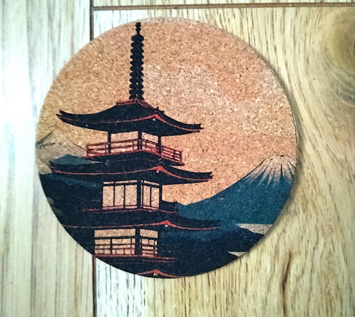 コースター作ります コルクコースターにお好きな画像をプリントします。 イメージ3