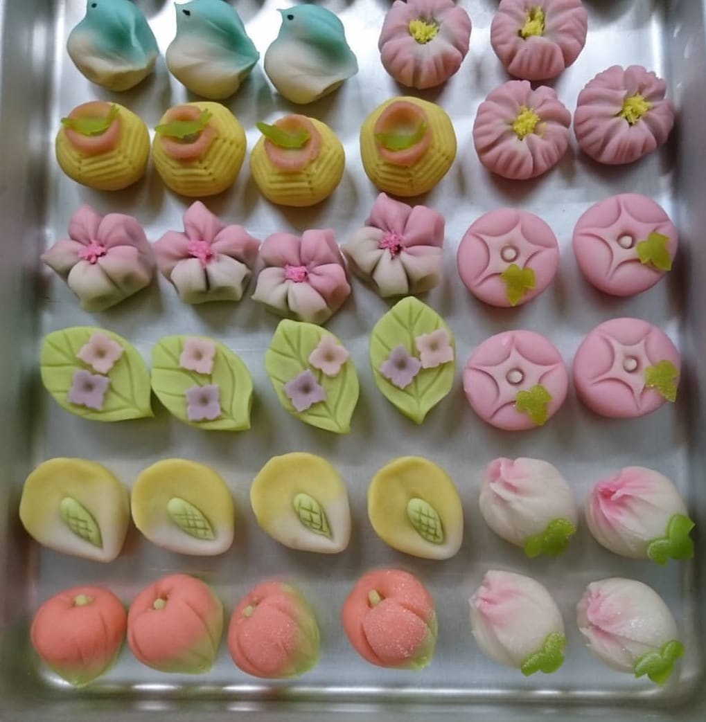 上生菓子のデザイン考案します 使用する道具を活かしたデザイン提供します。 イメージ3